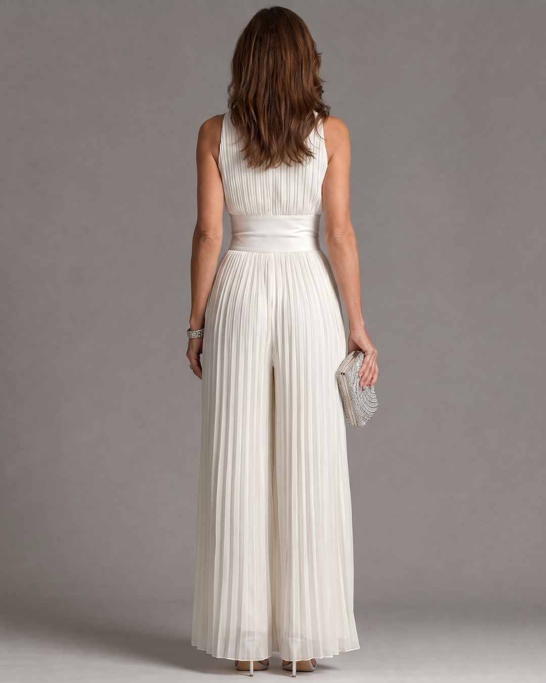 Zakira | Mono de cuello halter y pernera ancha